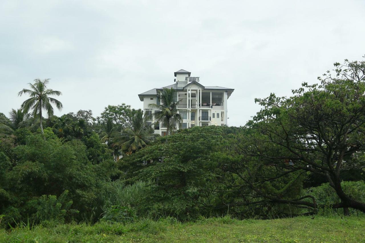 Rivendell Hotel แคนดี้ ภายนอก รูปภาพ